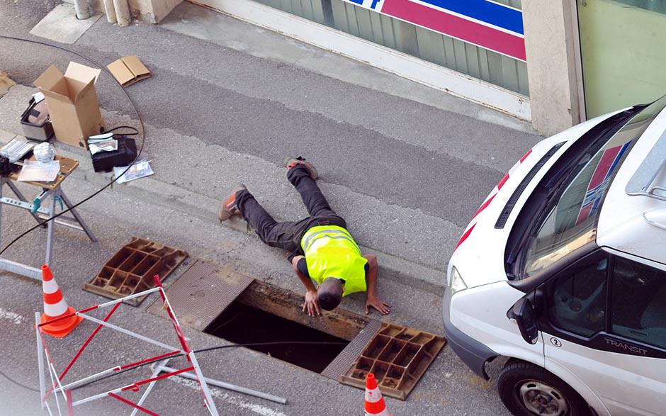 déboucher une canalisation d'eaux usées Grigny